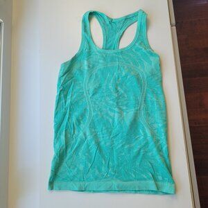 Lululemon green jungle pattern Swiftly Tank